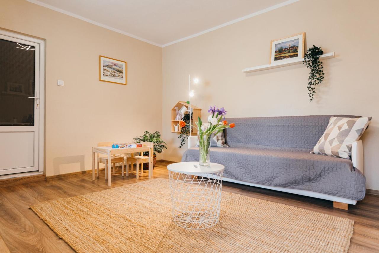 Lilibet Guesthouse - Lilibet Vendeghaz Ciumani Zewnętrze zdjęcie
