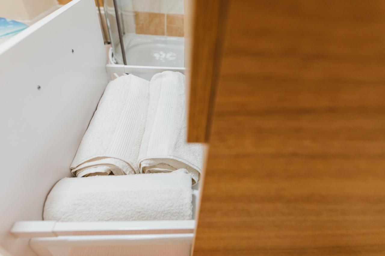 Lilibet Guesthouse - Lilibet Vendeghaz Ciumani Zewnętrze zdjęcie