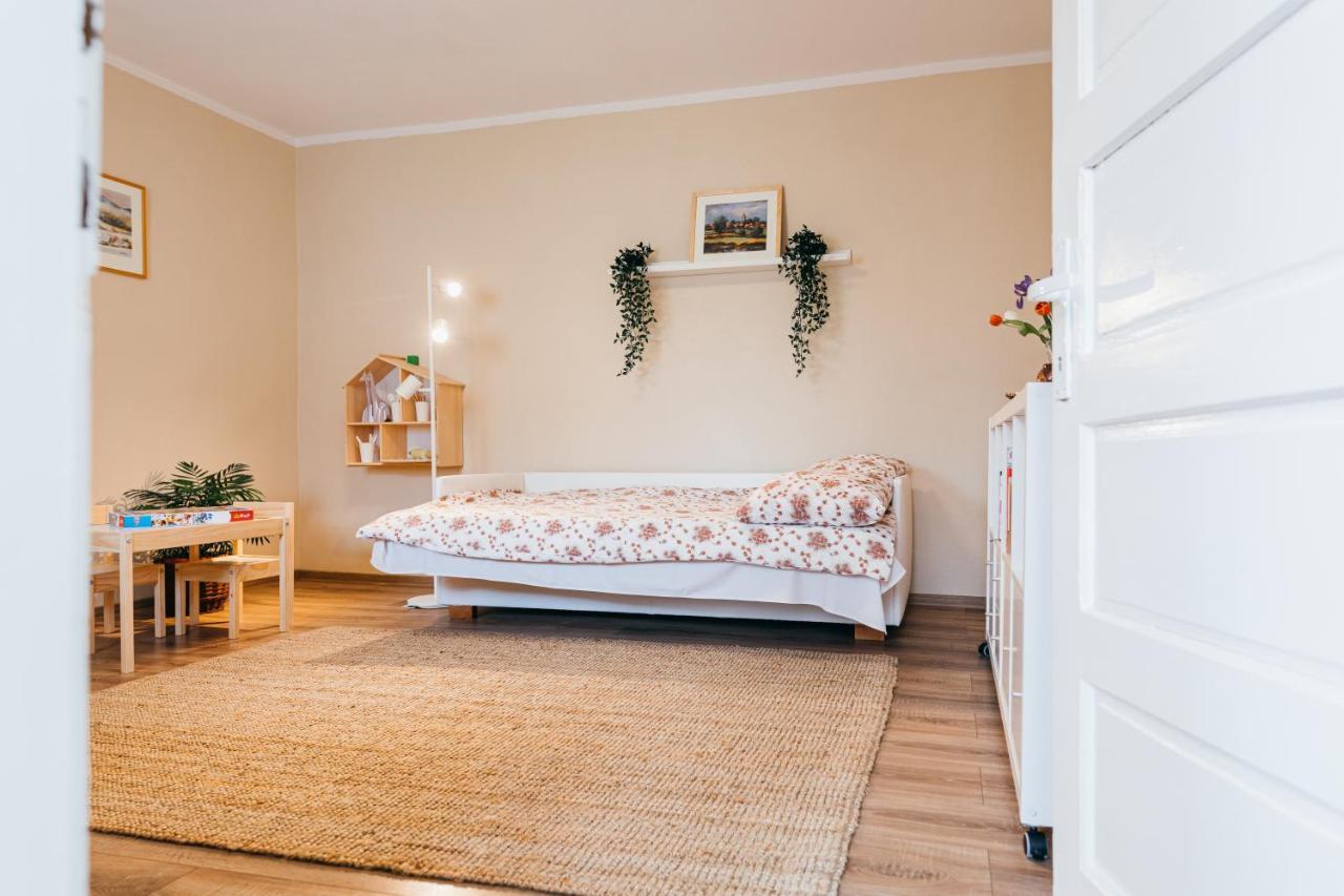 Lilibet Guesthouse - Lilibet Vendeghaz Ciumani Zewnętrze zdjęcie