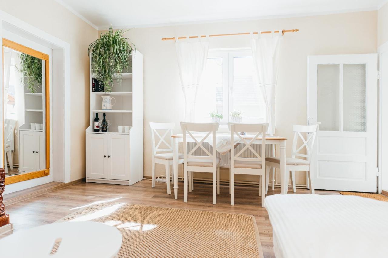 Lilibet Guesthouse - Lilibet Vendeghaz Ciumani Zewnętrze zdjęcie